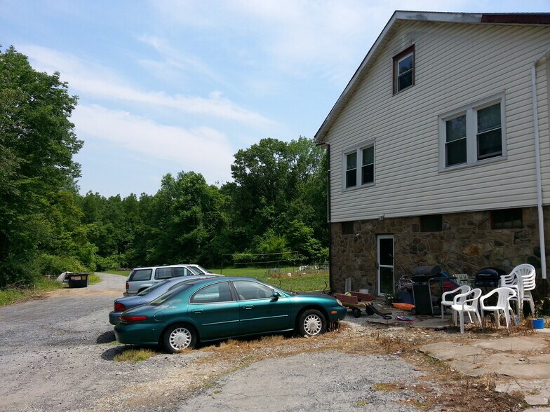 More Photos Of 71 Dreamland Park Dr, Fleetwood Apartments For Sale