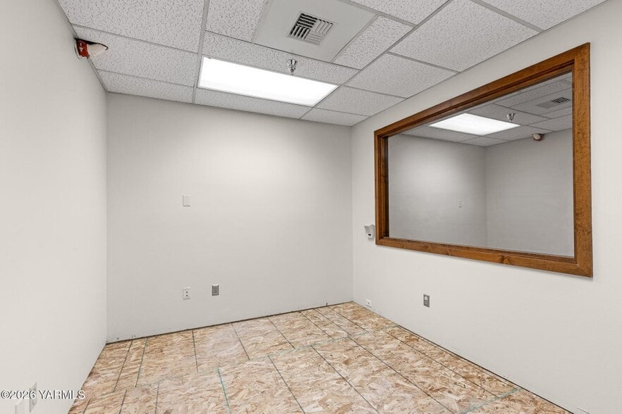 More Photos Of 303 S 12th Ave, Yakima Medical For Sale