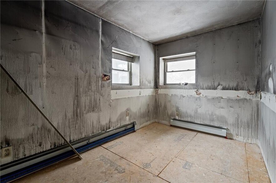 More Photos Of 1016 State Route 13, Cortland Flex For Sale