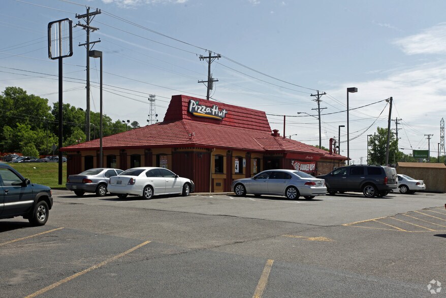 Primary Photo Of 3711-3729 Clarksville Pike, Nashville Unknown For Lease