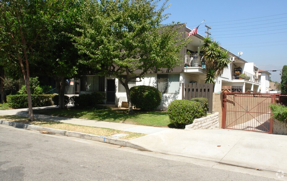 Primary Photo Of 451 Ivy St, Glendale Apartments For Sale