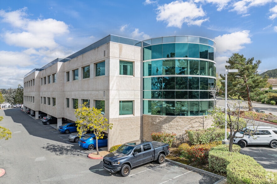 More Photos Of 43460 Ridge Park Dr, Temecula Office For Lease