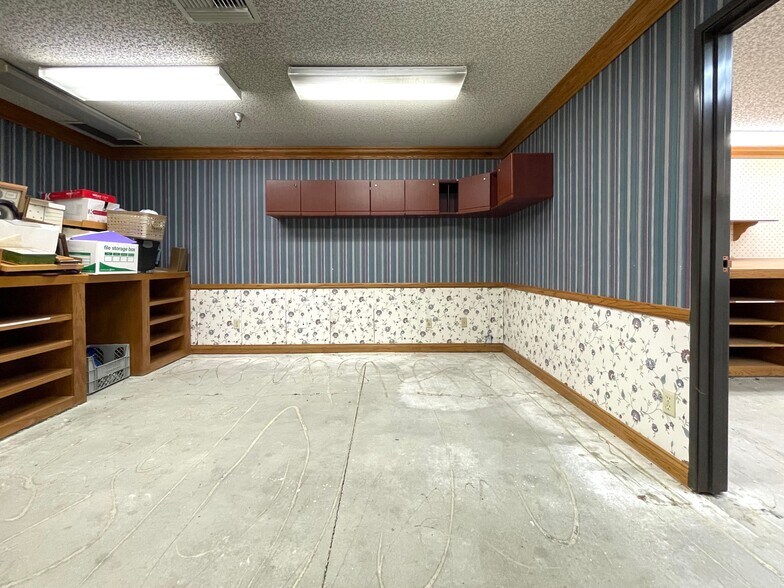 More Photos Of 11920 Goldring Rd, Arcadia Warehouse For Sale