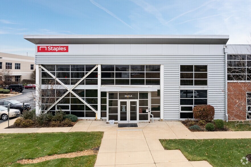 More Photos Of 8610 Page Ave, Overland Warehouse For Lease