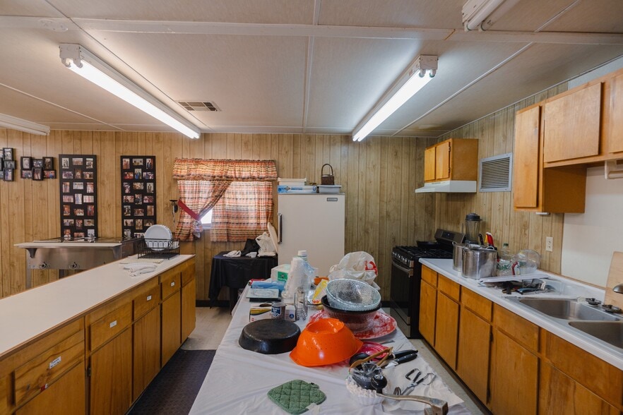 More Photos Of 21562 Reynolds Ave, Dos Palos Religious Facility For Sale