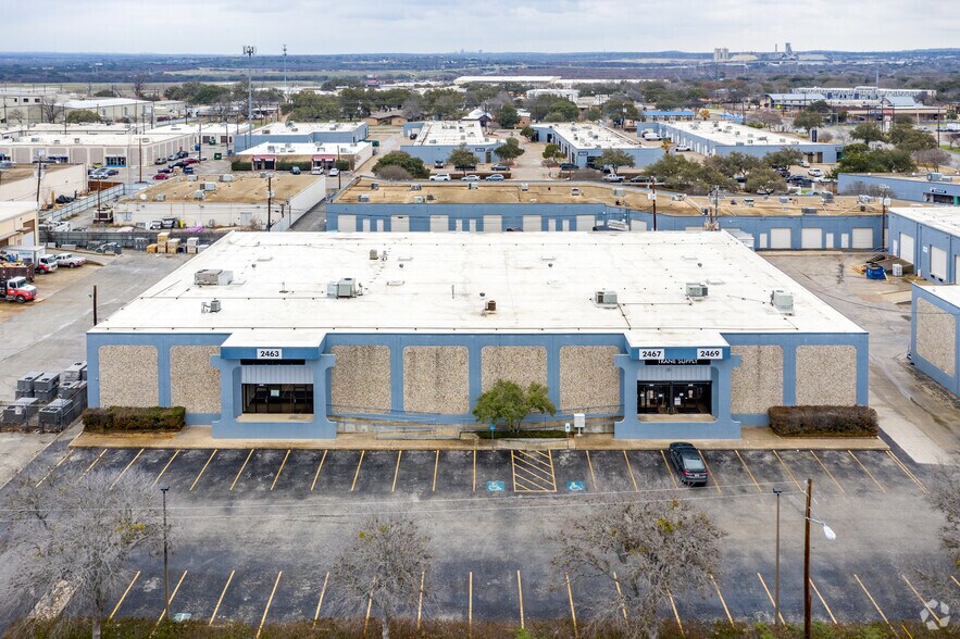 More Photos Of 2463-2469 Freedom Dr, San Antonio Light Distribution For Lease