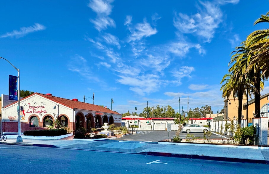 Primary Photo Of 28 N B St, San Mateo Restaurant For Lease