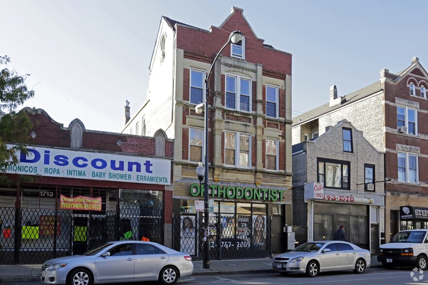 Primary Photo Of 1719 W 18th St, Chicago Storefront Retail Residential For Lease
