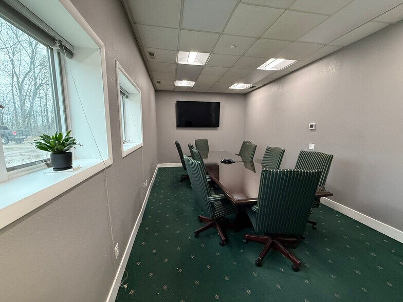 More Photos Of 862 Lenox Ave, Portage Manufacturing For Sale