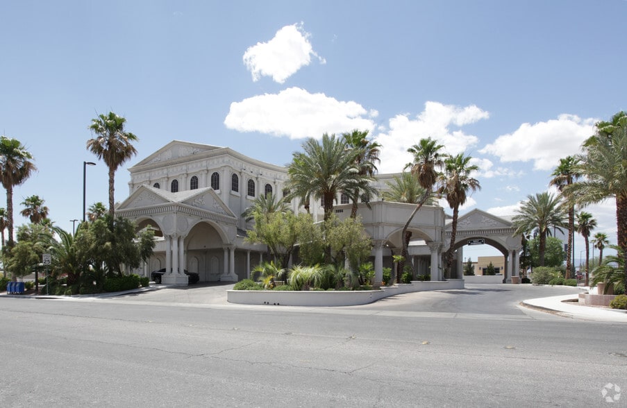 Primary Photo Of 3355 Procyon St, Las Vegas General Retail For Sale