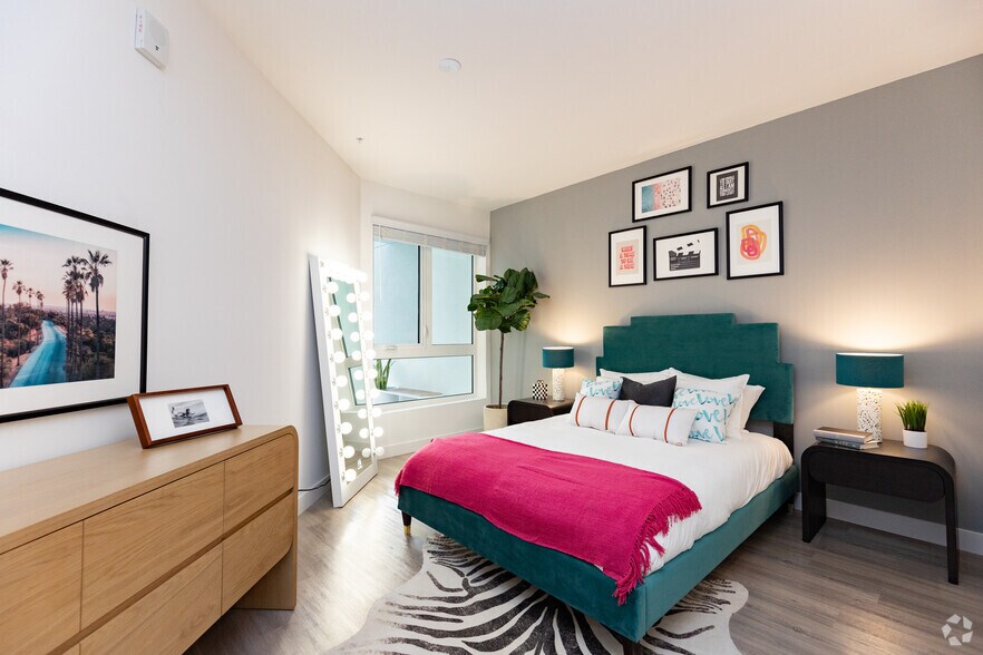 More Photos Of 11311 Chandler Blvd, North Hollywood Apartments For Lease