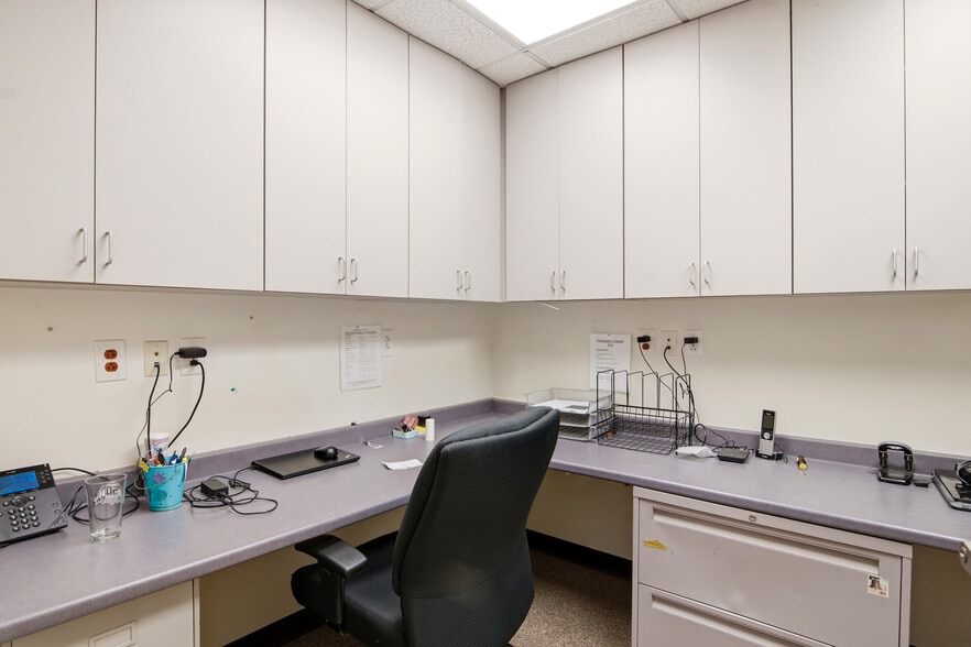 More Photos Of 115 Akers Farm Rd, Christiansburg Medical For Lease