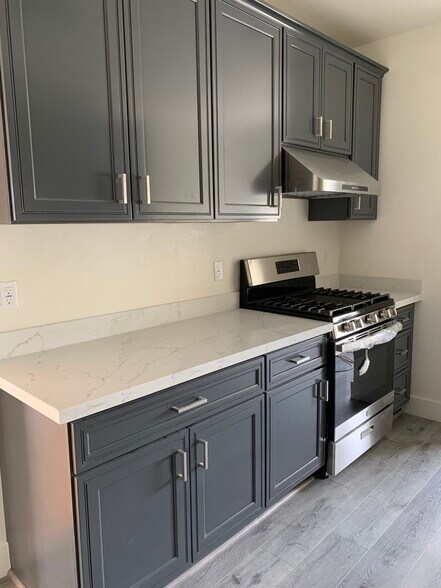 More Photos Of 190 27th Ave, San Francisco Apartments For Sale