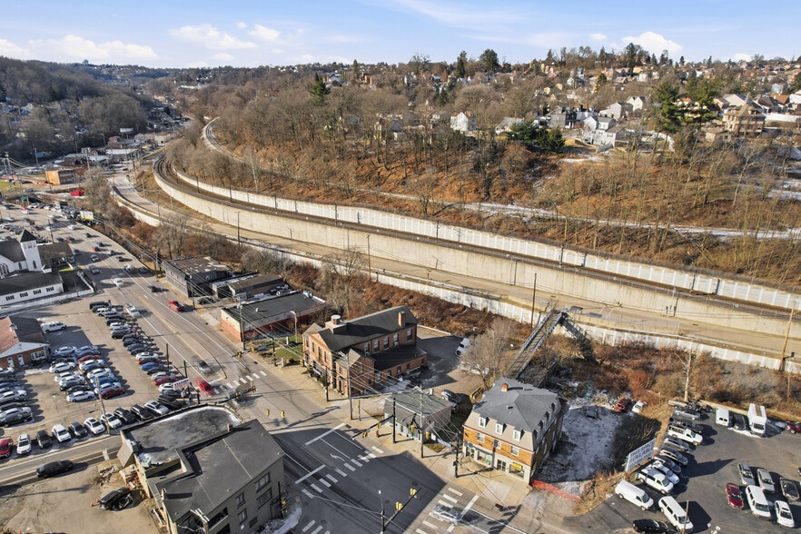 More Photos Of 2404 Saw Mill Run Blvd, Pittsburgh Storefront For Sale