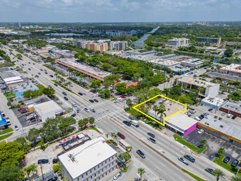 More Photos Of 1813 NE 163rd St, North Miami Beach Freestanding For Sale