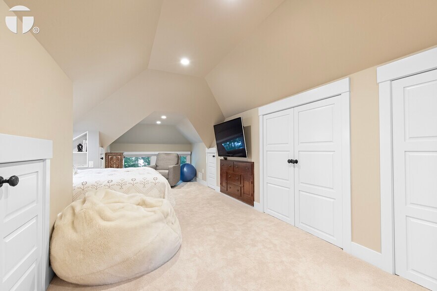 More Photos Of 2220 Capitol Ave, Sacramento Apartments For Sale