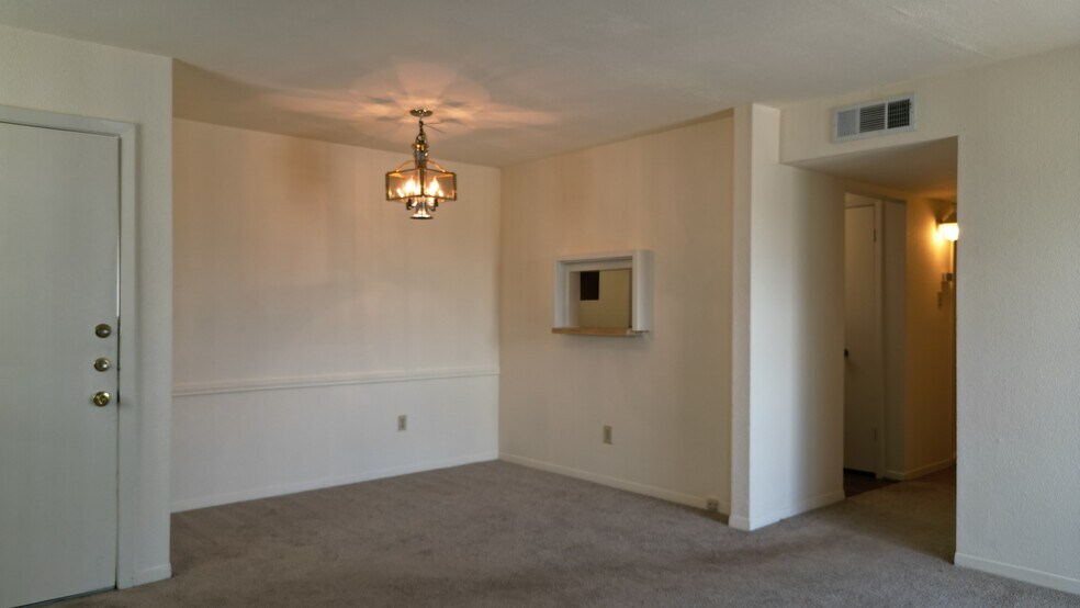 More Photos Of 9101 Country Creek Dr, Houston Apartments For Sale