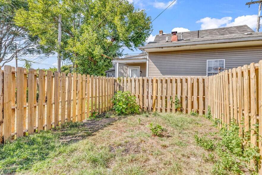 More Photos Of 642-654 W State St, Columbus Manufactured Housing Mobile Home Park For Sale