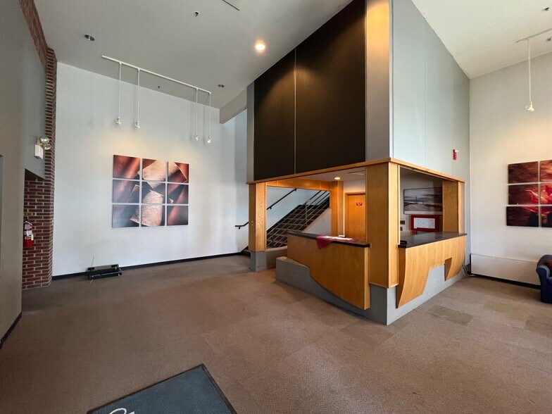 More Photos Of 9 Oak St, Guilford Manufacturing For Sale