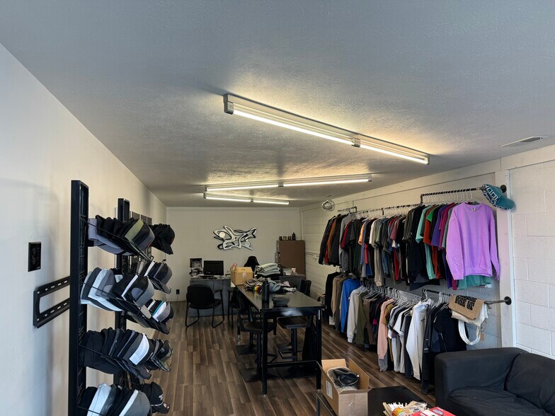 More Photos Of 440 W 200 N, Bountiful Warehouse For Lease