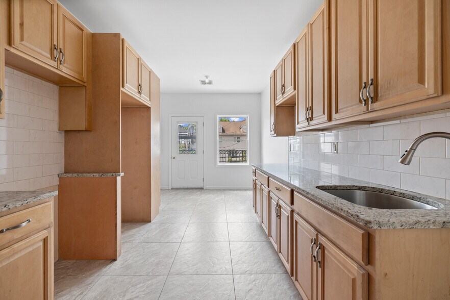 More Photos Of 342 Blauvelt Rd, Monsey Apartments For Sale
