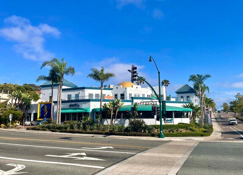 More Photos Of 315-335 S Coast Hwy 101, Encinitas General Retail For Lease