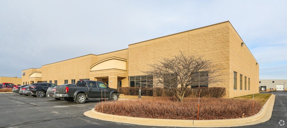 More Photos Of N173W21010 Northwest Passage Way, Jackson Warehouse For Lease
