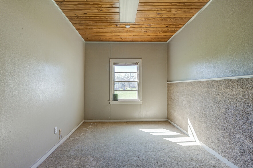 More Photos Of 3922 County Road 353, Brazoria Religious Facility For Sale