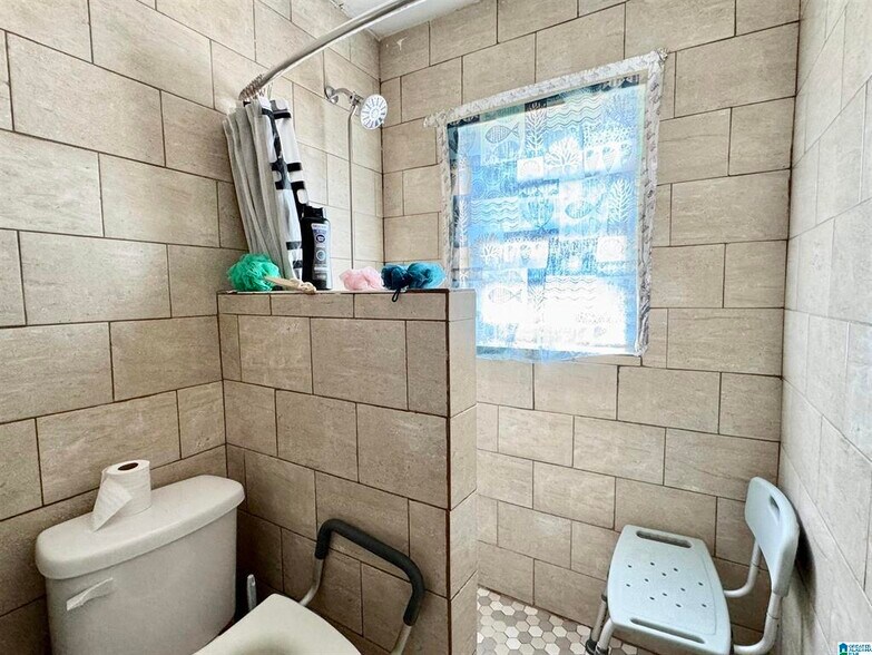 More Photos Of 115 Cotton Ave SW, Birmingham Apartments For Sale