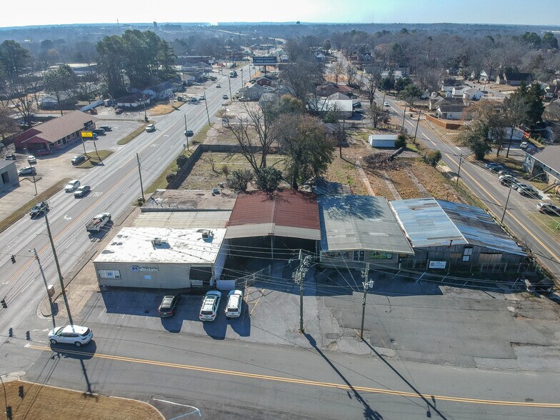 More Photos Of 1907 24th St, Northport Office For Sale