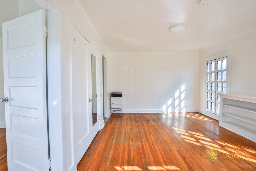More Photos Of 2867-2873 Edgehill Dr, Los Angeles Apartments For Sale