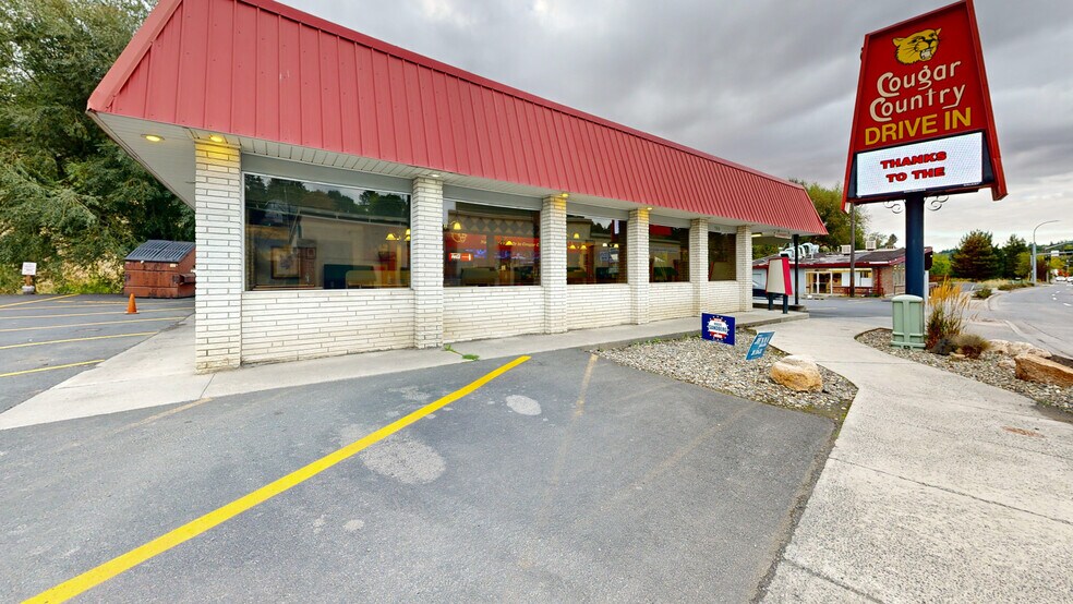 More Photos Of 760 N Grand Ave, Pullman Restaurant For Sale
