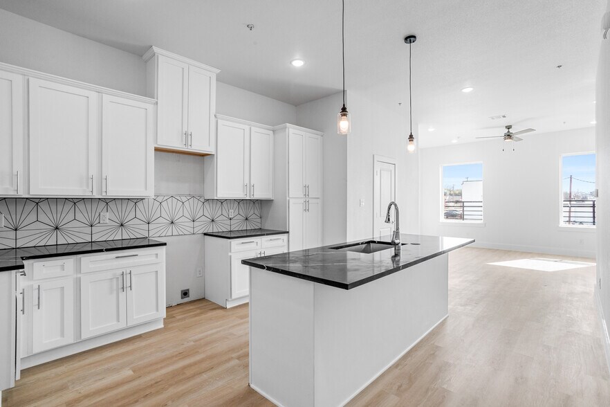 More Photos Of , Fort Worth Multifamily For Sale
