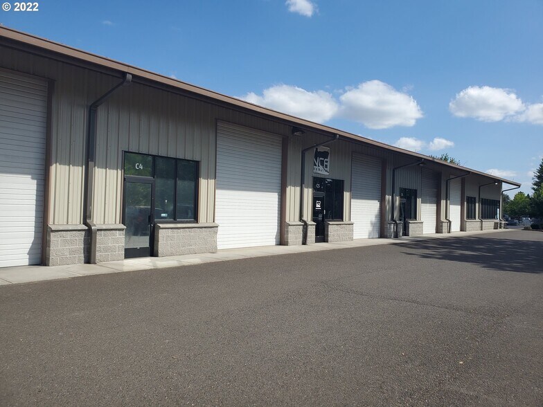 Primary Photo Of 2401 E Hancock St, Newberg Flex For Lease