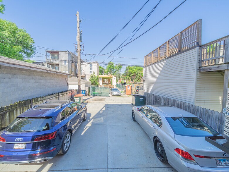 More Photos Of 1246 N Artesian Ave, Chicago Apartments For Sale