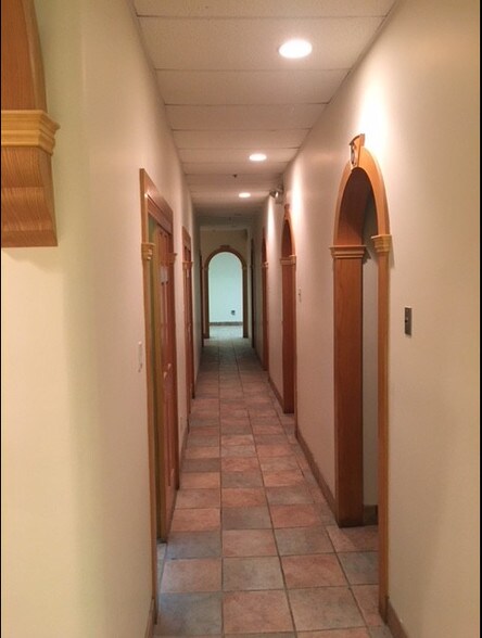 More Photos Of 11311 Jamaica Ave, Richmond Hill Storefront Retail Office For Lease