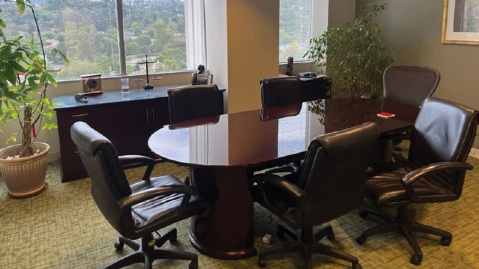 More Photos Of 15760 Ventura Blvd, Encino Office For Lease