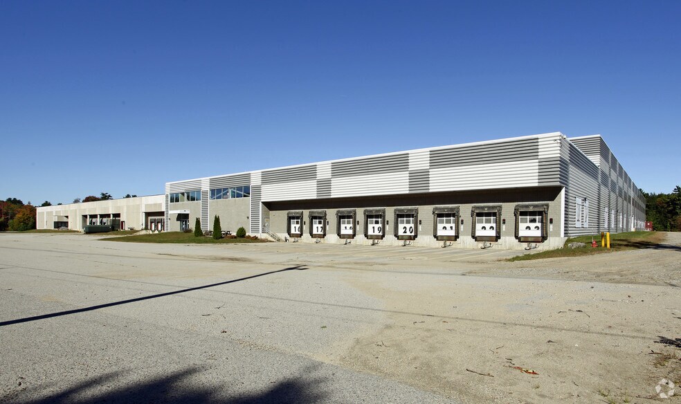 Primary Photo Of 90 Spencer Dr, Wells Warehouse For Lease