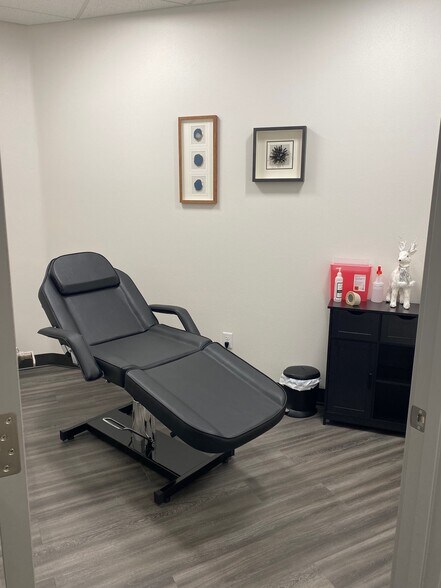 More Photos Of 1101 Oakridge Dr, Fort Collins Medical For Lease