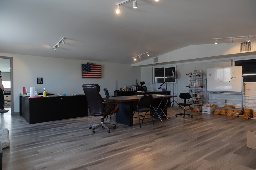 More Photos Of 6390 N Broadway, Denver Manufacturing For Lease