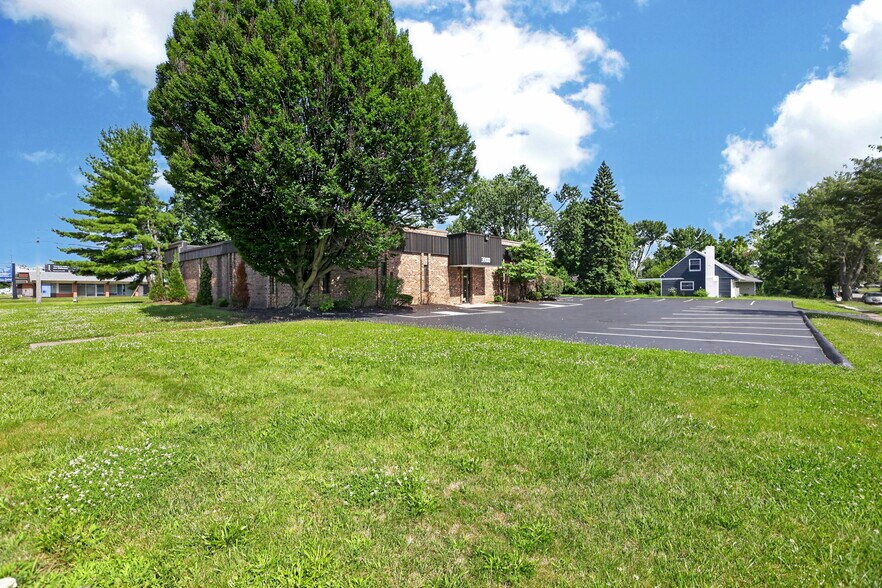 More Photos Of 3900 E Livingston Ave, Columbus Medical For Sale
