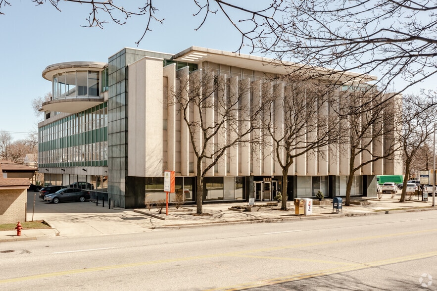 More Photos Of 1515 N Harlem Ave, Oak Park Medical For Lease