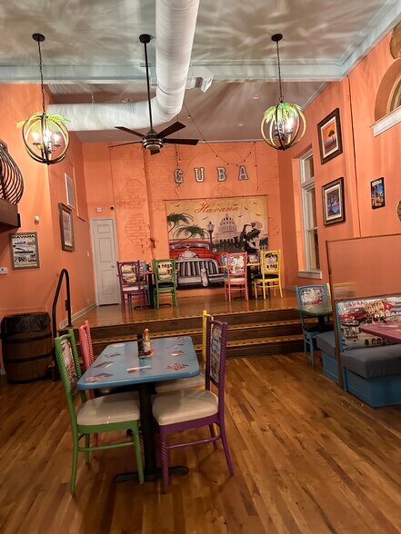 More Photos Of 819 West Ave, Lenoir Restaurant For Sale