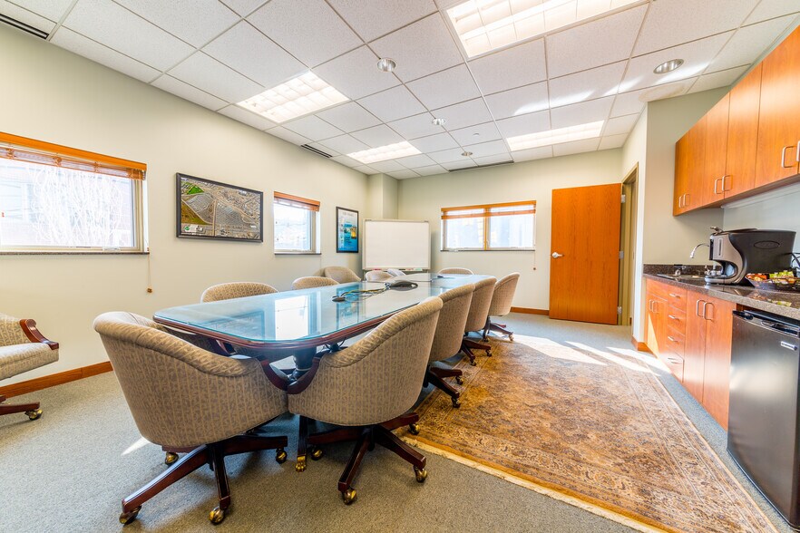More Photos Of 2767 Liberty Ave, Pittsburgh Manufacturing For Lease