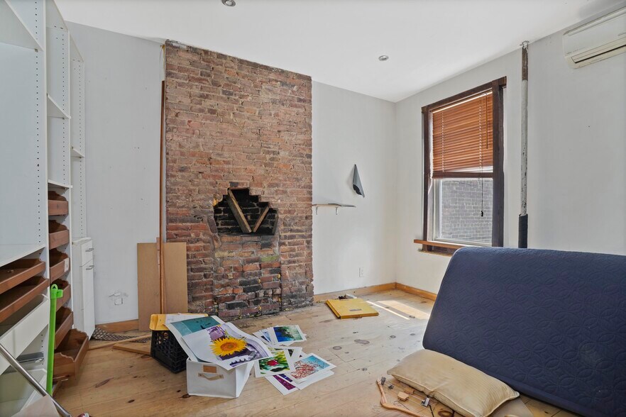 More Photos Of 296 Grand St, Brooklyn Apartments For Sale