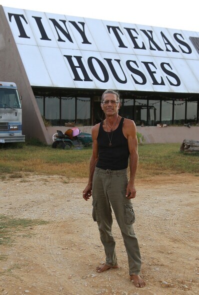 More Photos Of 333 Salvage Way, Luling Warehouse For Sale