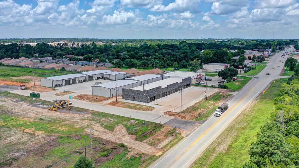 More Photos Of 120 Corporate Dr, Willis Unknown For Lease