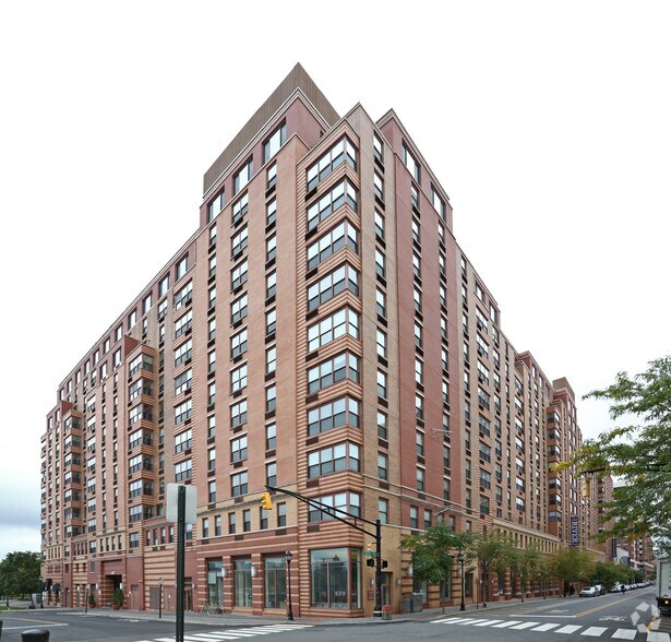 More Photos Of 333 River St, Hoboken Apartments For Lease