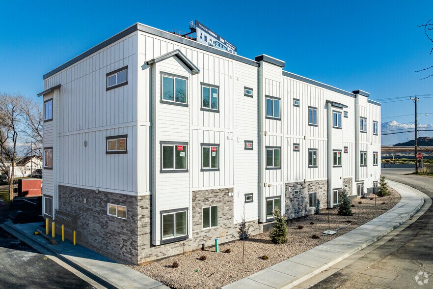 More Photos Of 36 W 1600 N, Sunset Apartments For Sale