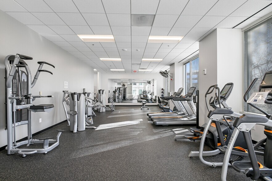 More Photos Of 3225 Cumberland Blvd SE, Atlanta Office For Lease